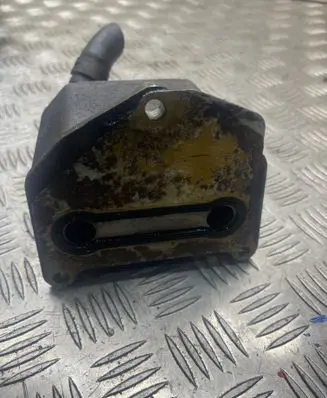 Infiniti FX Engine oil radiator 