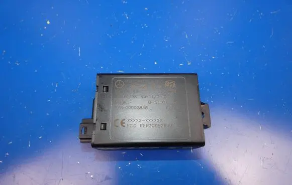 Mercedes-Benz E A207 Video control module A2079057501 00002838 P30052600