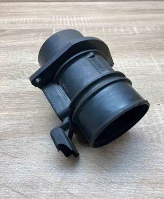 Renault Espace IV Mass air flow meter H7700314669 5WK9609 7700314057