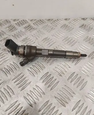 BMW 1 F20 F21 Fuel injector 0445110289 7798446 939