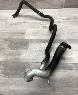 BMW 5 F10 F11 Coolant pipe/hose 7576355