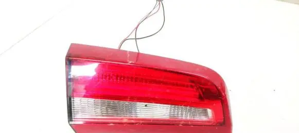 Volvo S60 Tailgate rear/tail lights