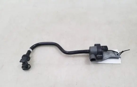 BMW 5 F10 F11 Valve 7619298