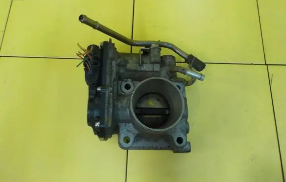 Honda Insight Throttle body valve 01677 8SP10 141007M16H
