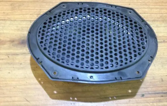 Ford Mondeo MK II Front door speaker 7086040