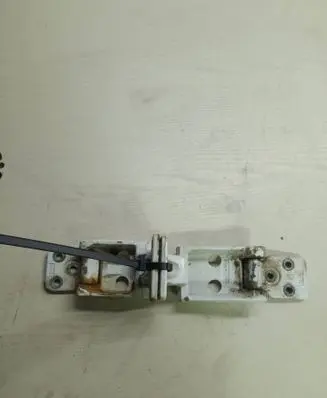Mercedes-Benz Sprinter W906 Loading door lower hinge A9067400737
