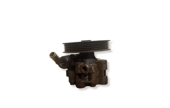 Toyota Avensis T250 Power steering pump 52020