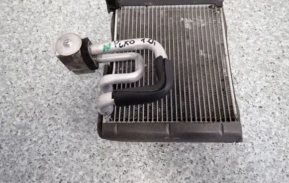 Suzuki Alto Air conditioning (A/C) radiator (interior) 