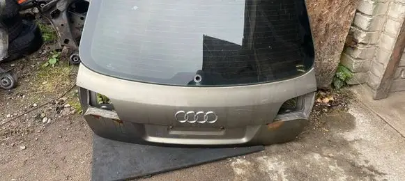Audi A6 S6 C6 4F Tailgate/trunk/boot lid