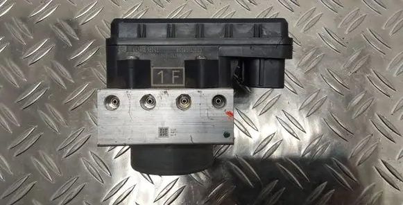 Toyota Verso-S ABS Pump 4454052243 8954152803