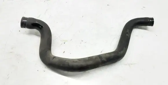 BMW 5 E39 Engine coolant pipe/hose