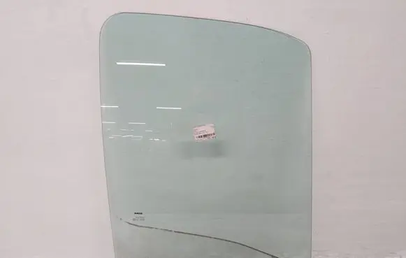 Fiat Iveco Daily Front door window/glass (coupe)