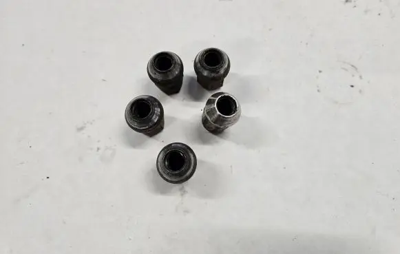 Mazda CX-7 Nuts/bolts 