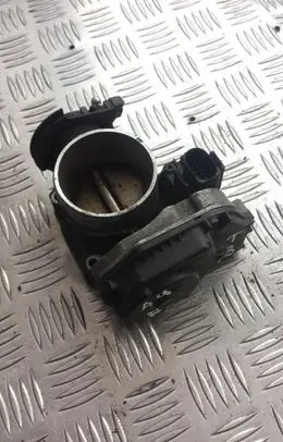 Audi A4 S4 B5 8D Throttle valve fdros156