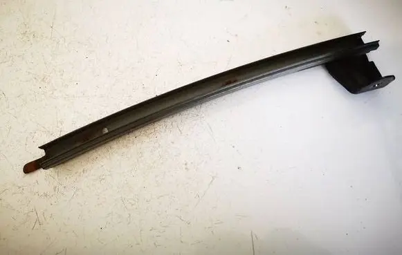 Lexus IS 220D-250-350 Front door glass trim molding