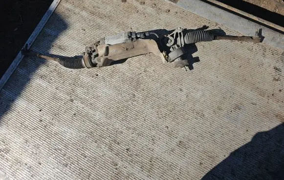 Volkswagen Golf V Steering rack 1K1423051BE