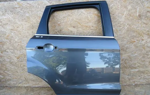 Ford Kuga II Rear door 