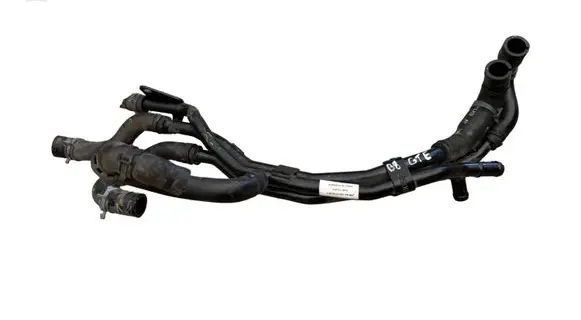 Volkswagen PASSAT B8 Engine coolant pipe/hose 5Q0121064CJ PXR156439