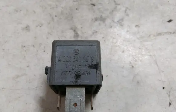 Mercedes-Benz ML W163 Other relay A0025422619