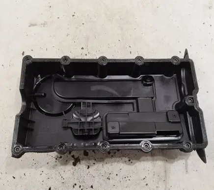 Mitsubishi Outlander Rocker cam cover 03G103475