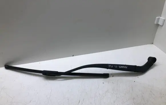 Mazda 3 III Windshield/front glass wiper blade 