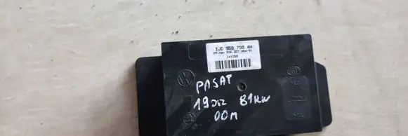 Volkswagen PASSAT B5 Comfort/convenience module 1J0959799AH 141099 5DK00795451