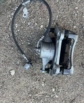 KIA Niro Front brake caliper F34C