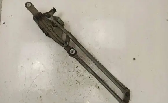 Ford Focus Front wiper linkage and motor 4M51-11750-AA