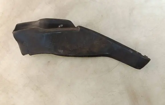 Chrysler 200 Wiper trim 68110150AF