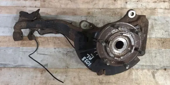 Ford Ranger Front wheel hub AB313K171