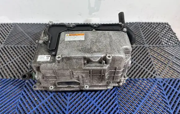 Toyota Prius (XW30) Voltage converter inverter G920047190