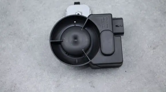Nissan X-Trail T31 Horn signal 28487JH10B