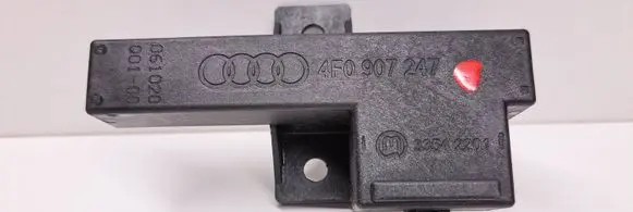 Audi A6 S6 C6 4F Airbag deployment crash/impact sensor 4F0907247