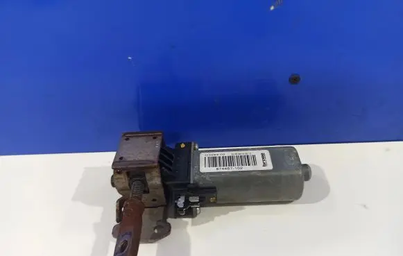 Volvo XC60 Seat adjustment motor 8621416 974467102
