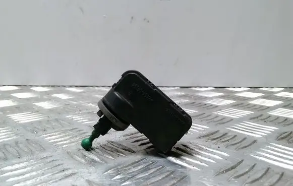 Volkswagen Golf IV Headlight level adjustment motor 1J0941295F