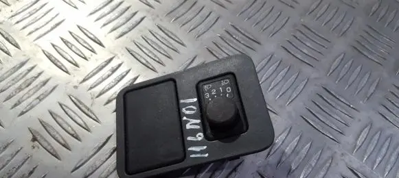 Nissan Almera N16 Headlight level height control switch 6849390j00 68493-90j00