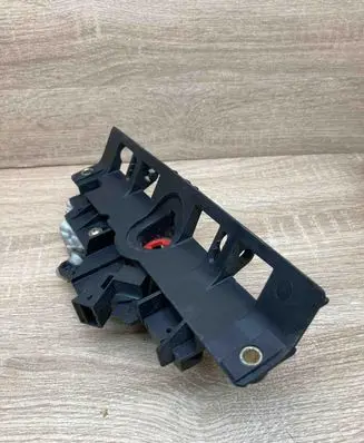 Audi A4 S4 B5 8D Tailgate/trunk/boot lock/catch/latch TRUNKLOCKAUDIVW