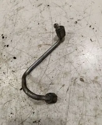 Fuel injector supply line/pipe