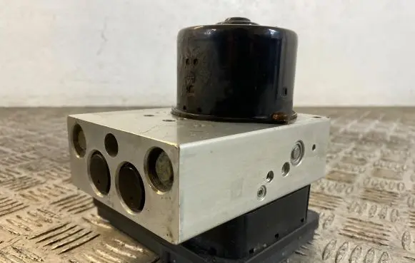 Nissan Murano Z50 ABS Pump 47660CC084 06210203274