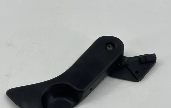 BMW 5 E39 Engine bonnet (hood) release handle 8226621 51238226621 8165196