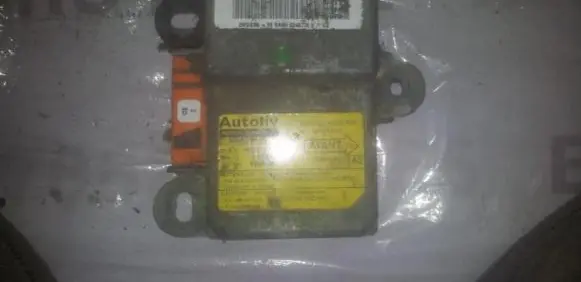 Peugeot 406 Airbag control unit/module 9628757280 550539400