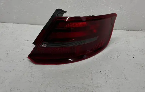 Rear/tail lights