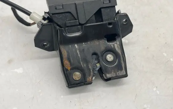 Mercedes-Benz C W203 Tailgate/trunk/boot lock/catch/latch 1717500085