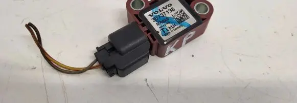 Volvo V50 Airbag deployment crash/impact sensor 30737138