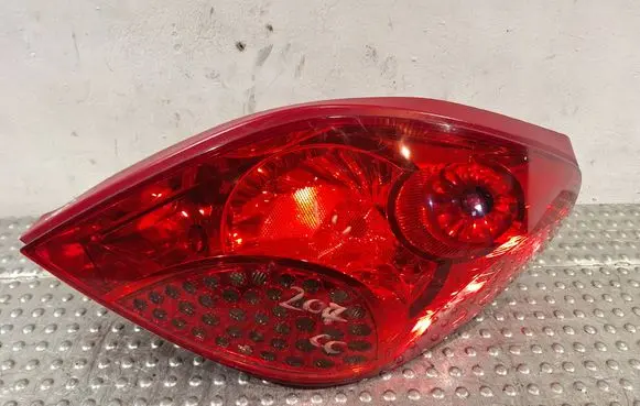 Peugeot 207 Rear/tail lights S25081041 9680179080