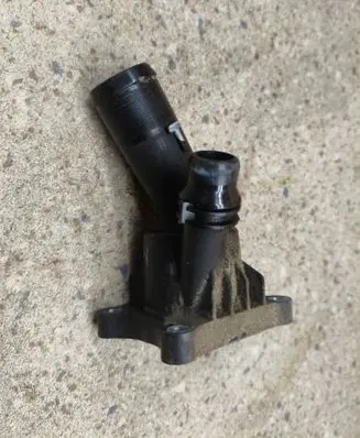 Volvo XC40 Thermostat/thermostat housing 31686046 3621716065