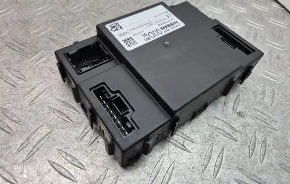 Nissan Qashqai Comfort/convenience module 284B2BR00D 5WK50366