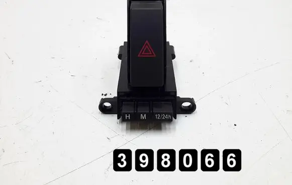 Mazda 3 II Hazard light switch