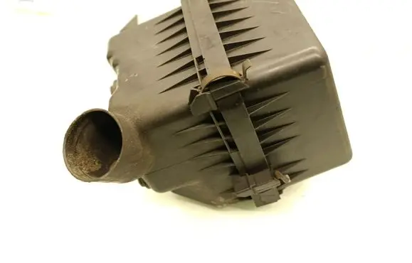 Toyota RAV 4 (XA40) Air filter box 1001416330