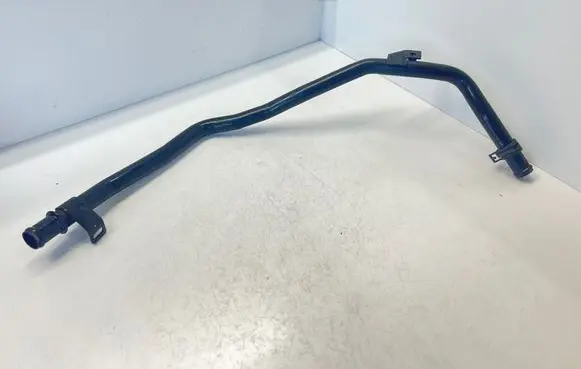 Volkswagen Touran II Engine coolant pipe/hose 5N0121070F